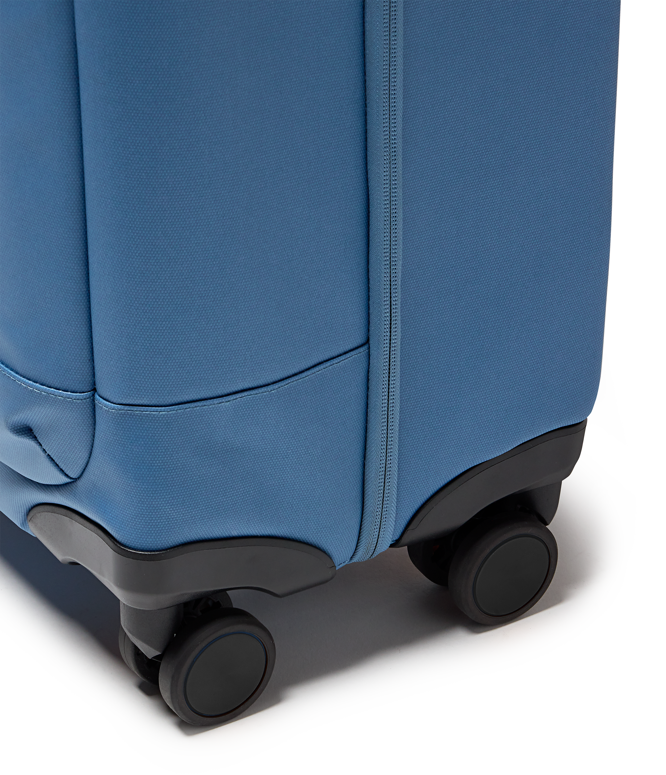 Good Latitude 22" Carry On
